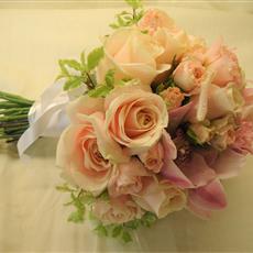 Soft Pink Rose &amp; Orchid Bridal Bouquet