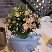 Vintage style centrepiece
