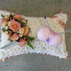 Knitting wool pillow