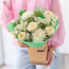 Interflora neutral Giftbox size 2