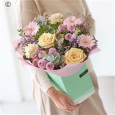 Interflora Pastel florist choice Giftbox - size 2