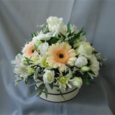 Neutral Hatbox- Beaufort local delivery only