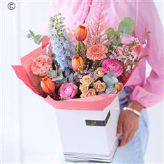 Large Mother&#39;s Day Hand-tied