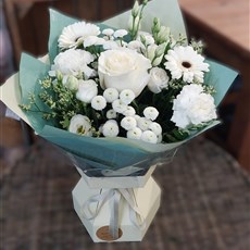 White Dinky Delights Giftbox