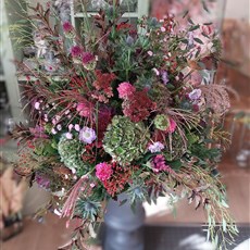 Rustic Stage Arrangement